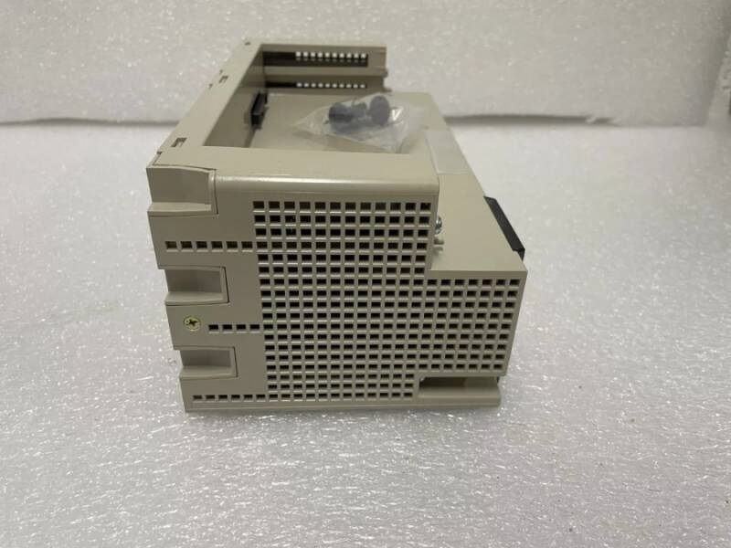 ABB 07 ZE 61 R302 Central Unit GJV 30 743 21 R302 + ABB 07 PS 62 R2 - 1