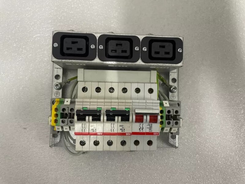 ABB 3BSE004253R1 Unitate Comutare si Distributie Energie - 2