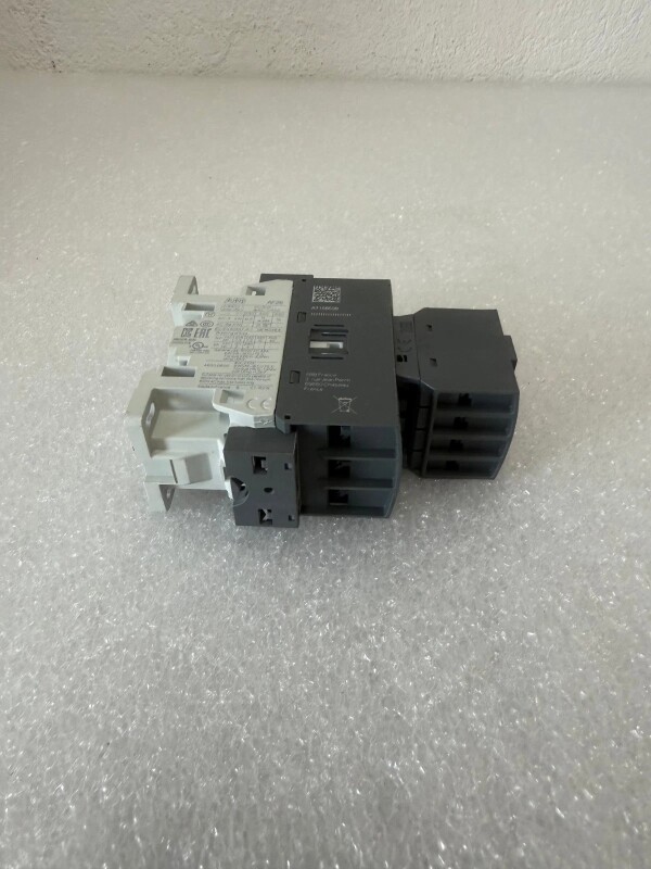 ABB AF26-30-22-13 Contactor 100-250V AC DC - 4