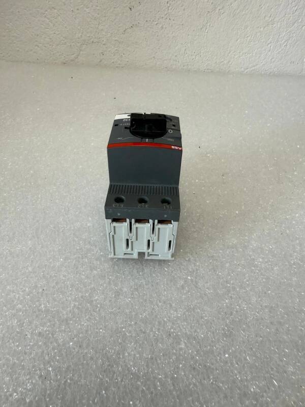 ABB Manual Motor Starter MS132 2.5 to 4.0 Amp MS132-4.0 - 2