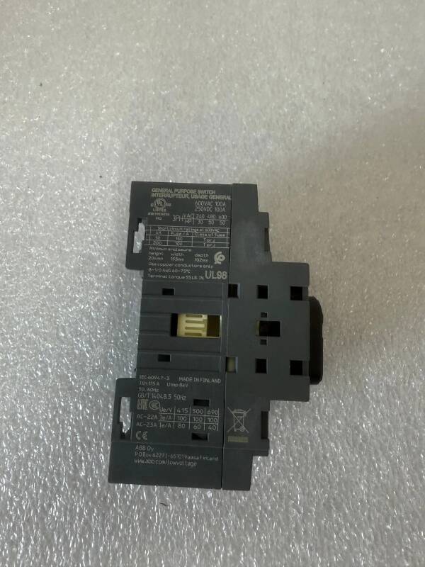 ABB OT100F3 DISCONNECT SWITCH - 4