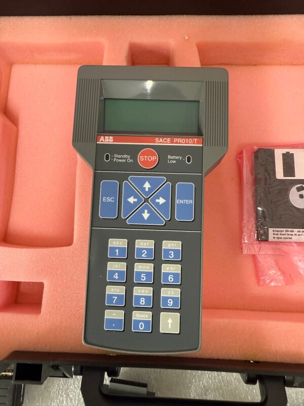 ABB Sace PR010/T PR/010 LV PROTECTION TESTER - 4