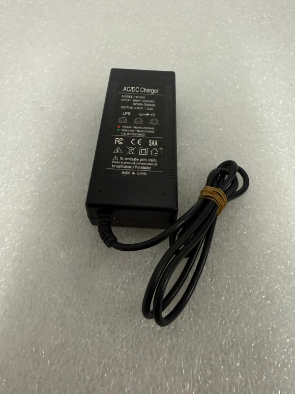 HK-800 – Încărcător / Adaptor AC/DC 42V 2A pentru trotinete, biciclete sau dispozitive electrice - OEM