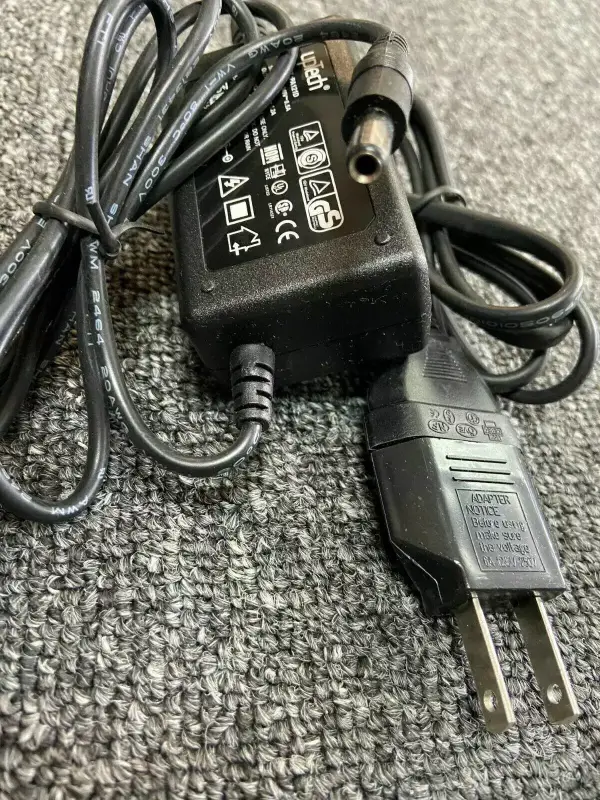 Adaptor alimentare upTech PA121D 12V 1.2A 100-240V - 2