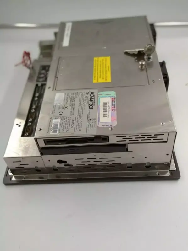 Advantech IPPC-950T Touch PC Industrial - 4