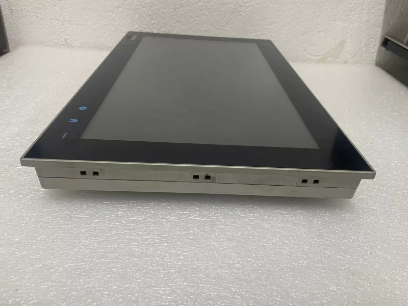 ADVANTECH TPC-1840WP MULTI TOUCH PANEL 24VDC 2.5A - 2