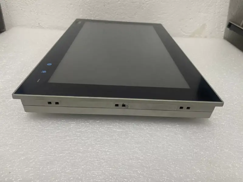 ADVANTECH TPC-1840WP MULTI TOUCH PANEL 24VDC 2.5A - 2