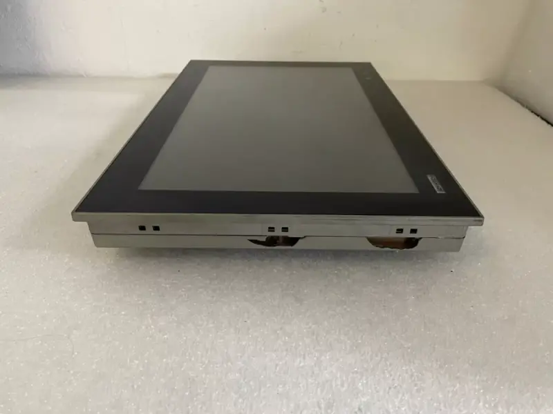Advantech TPC-1840WP-T3AE Panou Touch Industrial AS-IS Defect - 3