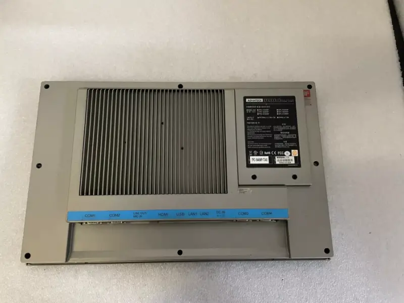 Advantech TPC-1840WP-T3AE Panou Touch Industrial AS-IS Defect - 4