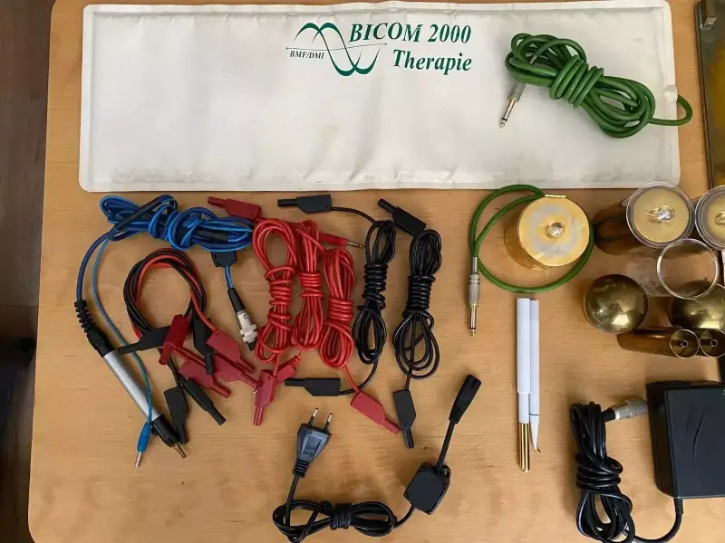 Bicom 2000 Regumed BMF Therapy System 4.4 Version with accessories - 3