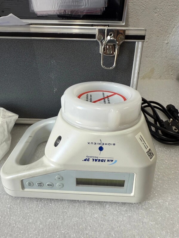 Biomerieux Air IDEAL - 3P for Clean Room Microbiological Air Sampler - 8