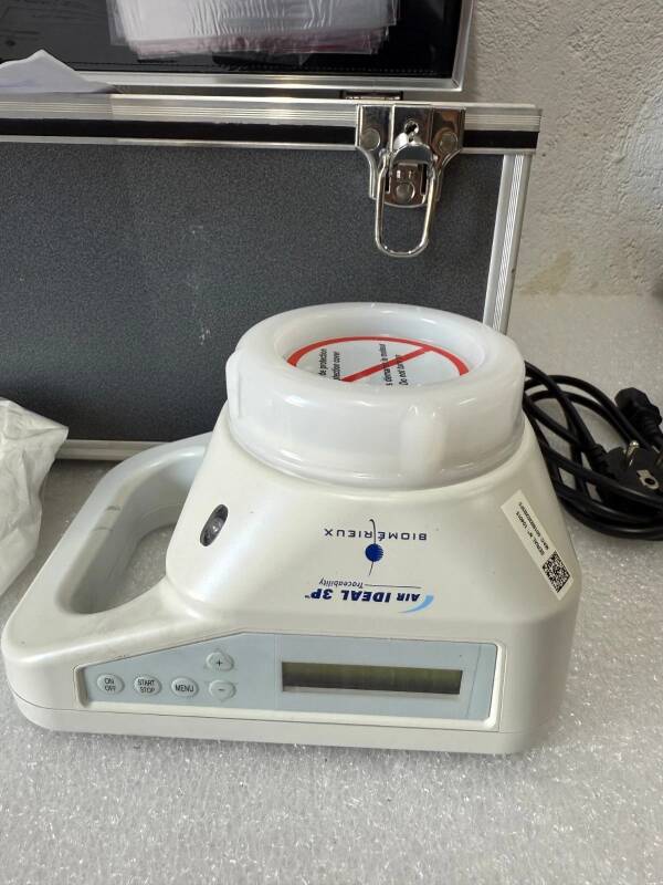 Biomerieux Air IDEAL - 3P for Clean Room Microbiological Air Sampler - 8
