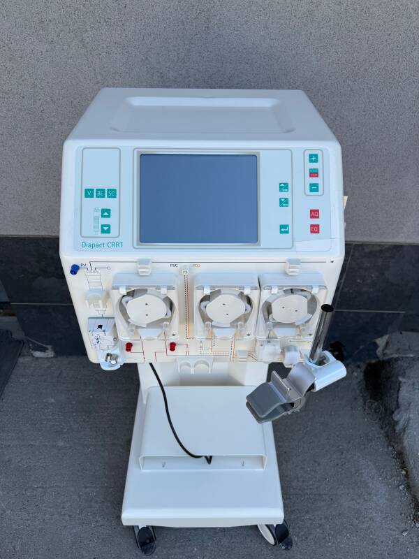 B. Braun Diapact CRRT Mașină de Dializă / Dialysis Machine - 2