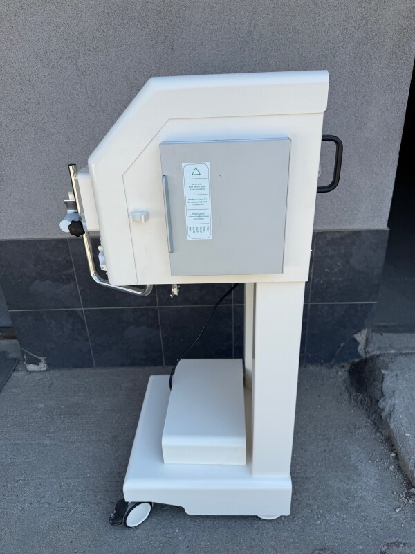 B. Braun Diapact CRRT Mașină de Dializă / Dialysis Machine - 4