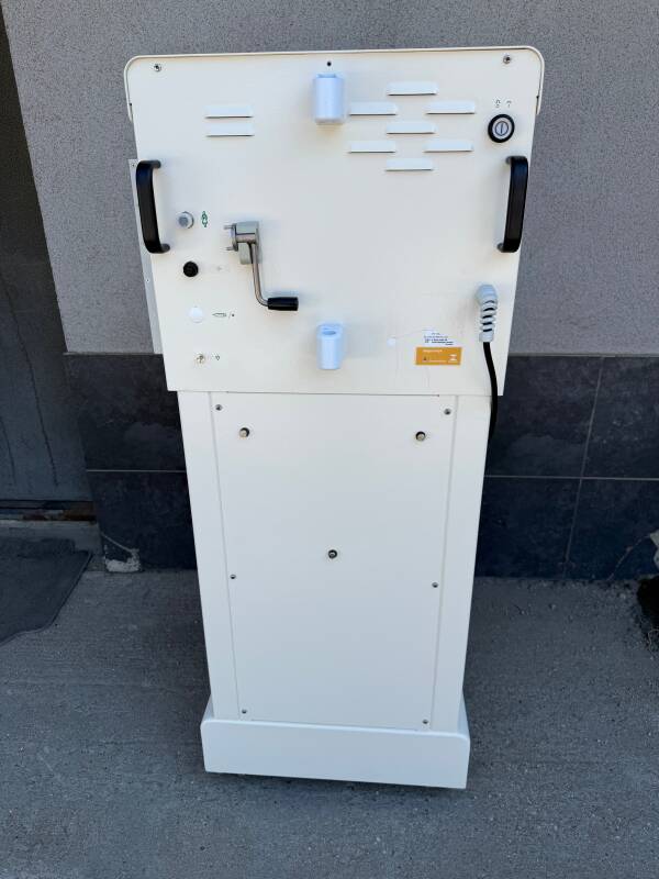 B. Braun Diapact CRRT Mașină de Dializă / Dialysis Machine - 6
