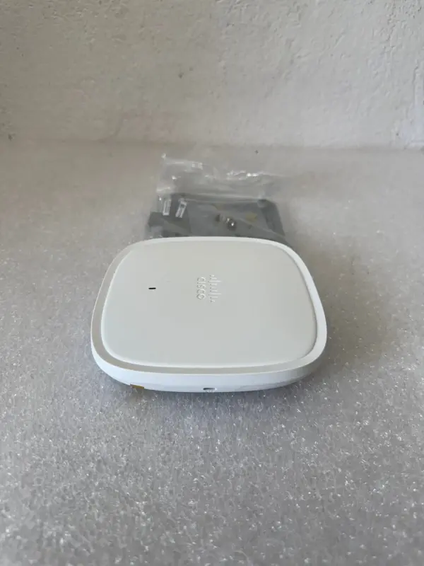 Cisco C9105AXI-E Catalyst 9105AX Series 802.11ax Access Point - 3