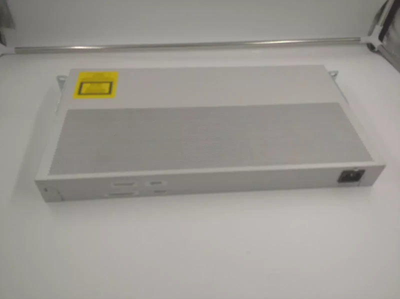 Cisco WS-C2960L-SM-48TQ Smart Managed 48 10/100/1000 Ethernet Ports, 4 x 10G SFP+ by Cisco - 4