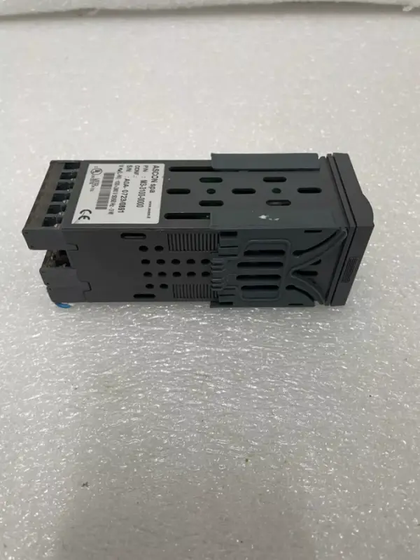 Controler temperatur Ascon M3-3100-0000/001 100-240V - 3