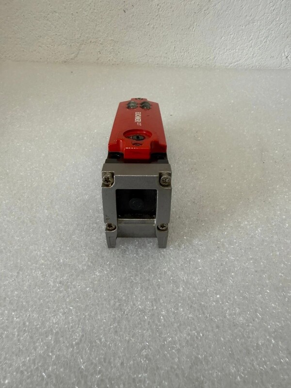 EUCHNER Contact Free Safety Switches CET3-AR-CRA-AH-50X-SG-109401 - 2