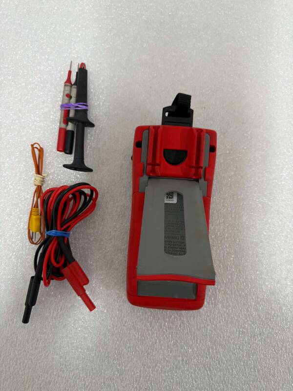 FLUKE 725EX MULTIFUNCTION PROCESS CALIBRATOR - 10
