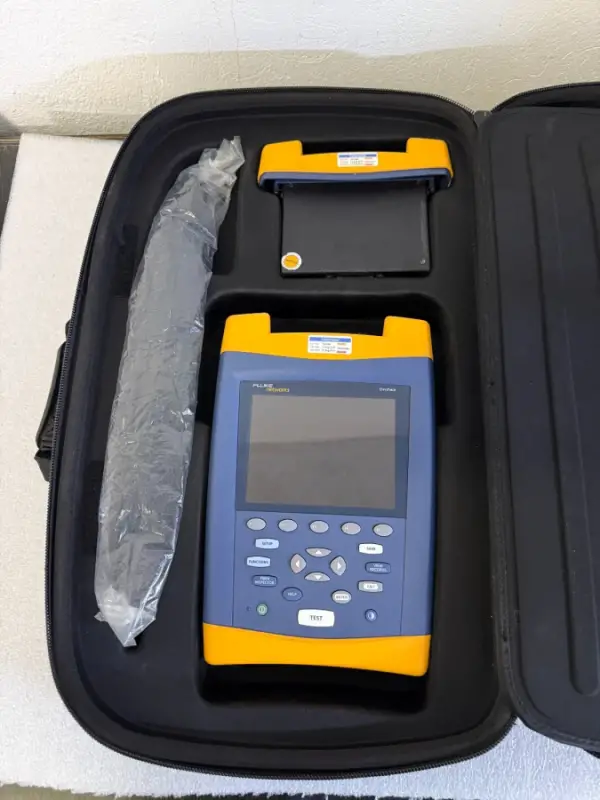 Fluke Networks OF-500 OptiFiber OTDR cu Module OFTM-5610B și OFTM-5730 - 6