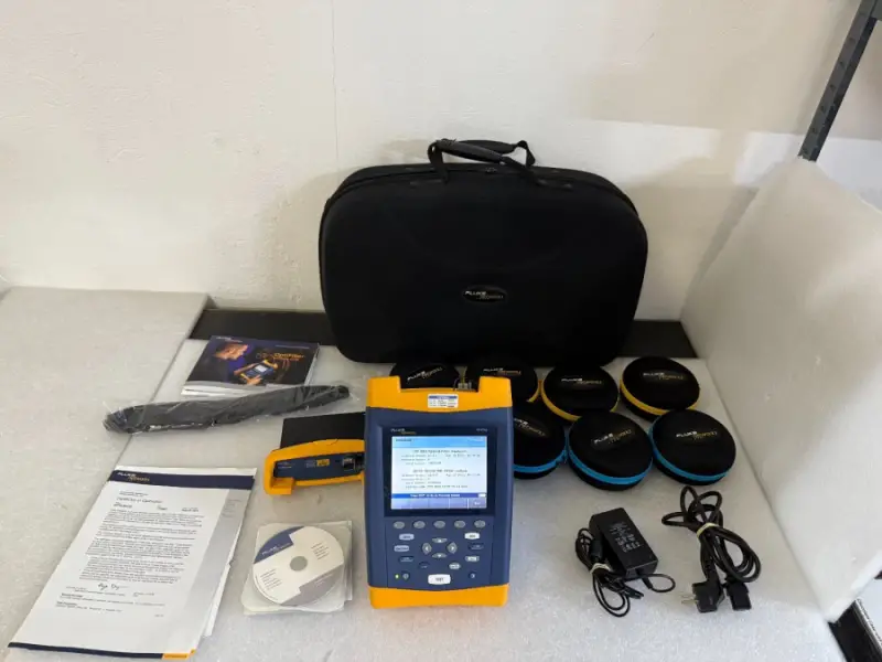 Fluke Networks OF-500 OptiFiber OTDR cu Module OFTM-5610B și OFTM-5730 - 1