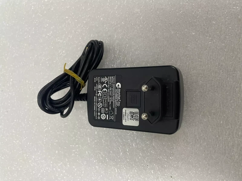 Globtek GT-41131-3048 AC Adapter 48V Power Supply 2.5x0.7mm - 4