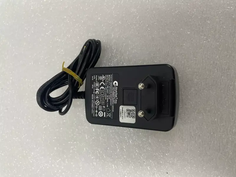 Globtek GT-41131-3048 AC Adapter 48V Power Supply 2.5x0.7mm - 4