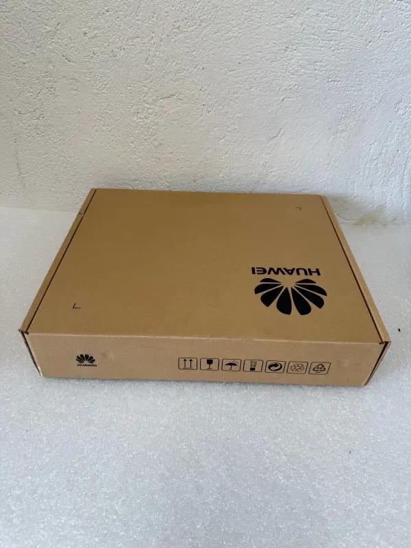 Huawei S5700-10P-PWR-LI-AC 8x 1000 Base-T PoE + 2x GE SFP Switch - 4