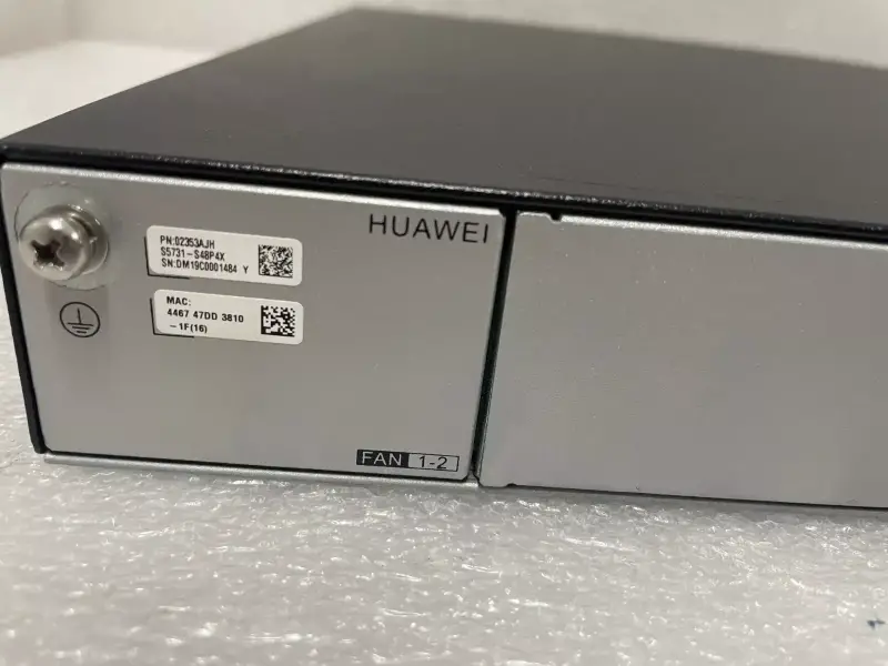 Huawei S5731-S48P4X 48*10/100/1000BASE-T ports 4*10GE SFP+ ports PoE+ - 5