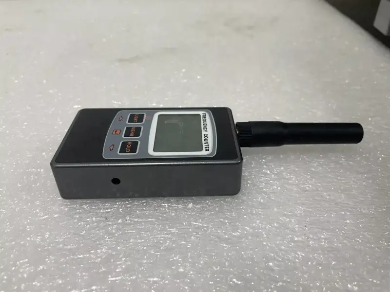 IBQ2006st Frequency Counter Mini Portabil Negru - 7