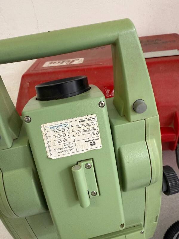 LEICA TC 1101 TOTAL STATION - 4