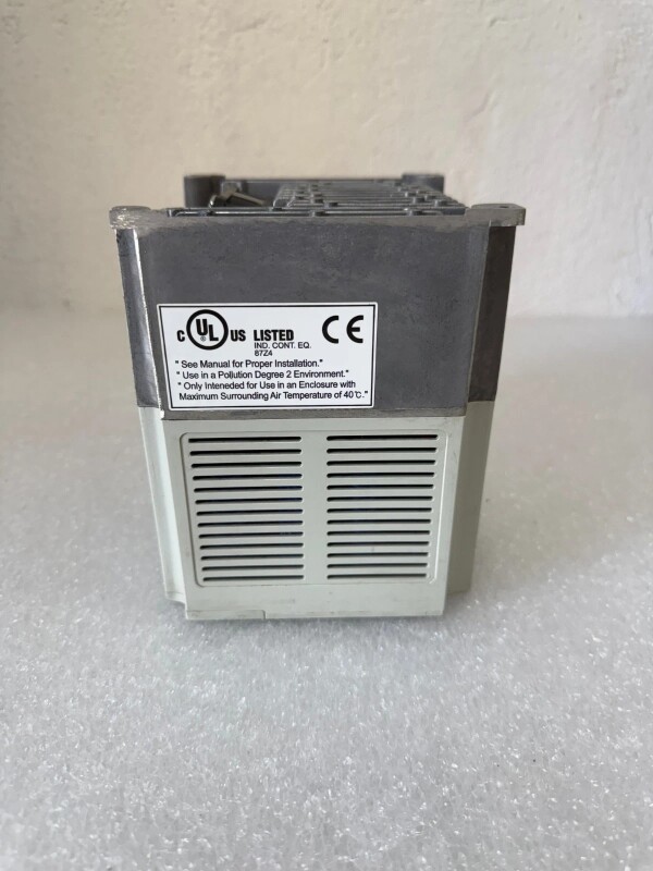 LS IG5 SERIES SV015IG5-1 220V 1.5KW Inverter - 1