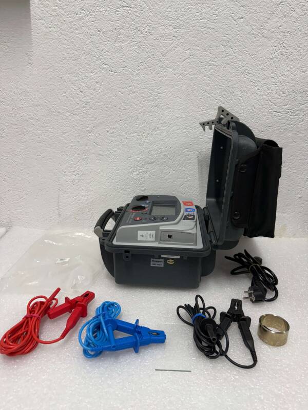 Megger MIT1025 10kV Insulation Resistance Tester - 3