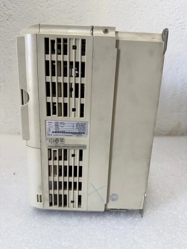 OMRON VARISPEED L7 CIMR-L7Z4011 11KW 400V FREQUENCY CONVERTER - 2