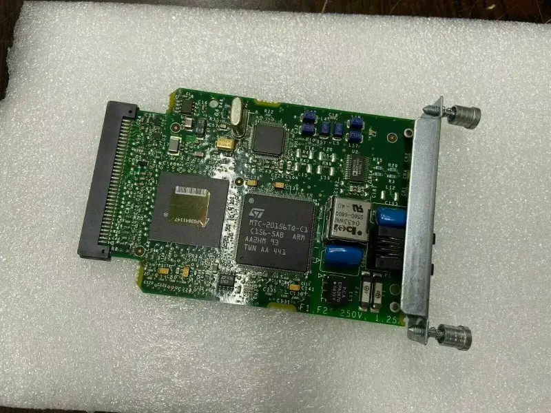 Placă interfață Cisco WIC-1ADSL 1-port ADSL WAN - 2