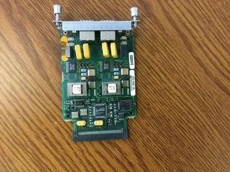 Placă interfață voce Cisco VIC-2FXO-EU 2 port FXO - 1