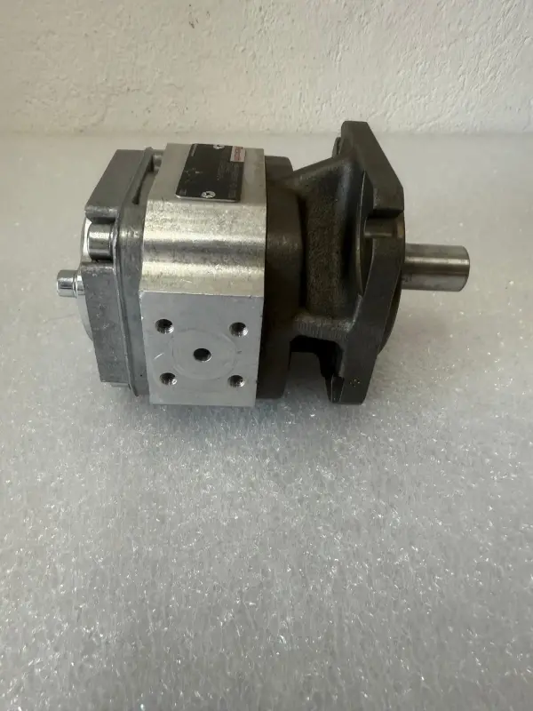 Rexroth Hydraulic Pumps PGP2-22/006RE20VE4 MNR. R900932129 - 3