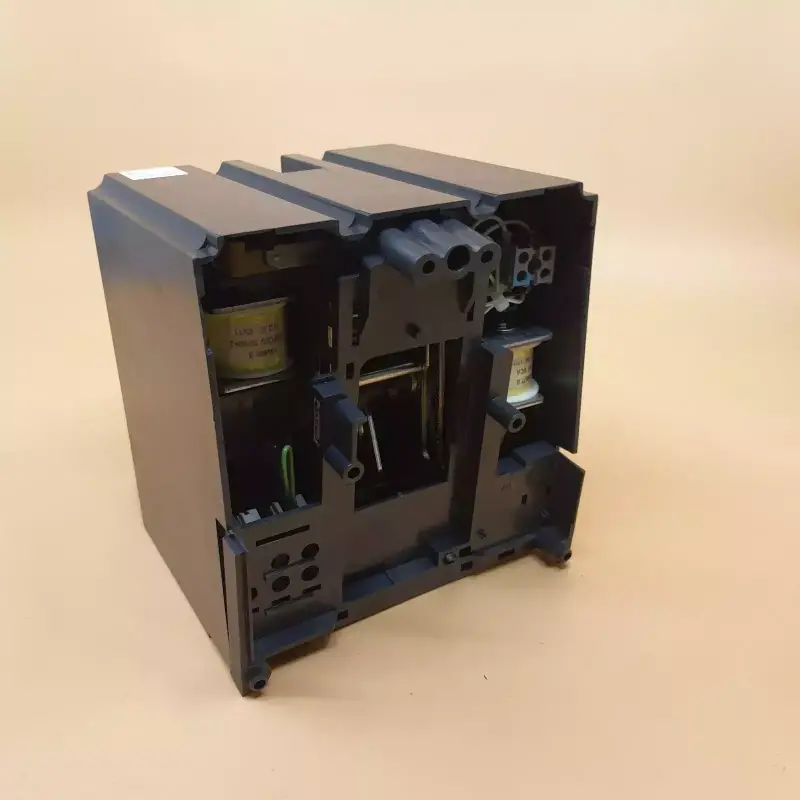 Schneider Electric 32840 MT 630 NS100 la NS630 - 8