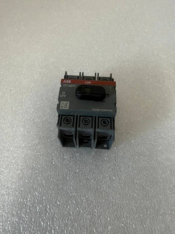 Separator ABB OT125F3 3 poli 1SCA105033R1001 - 2