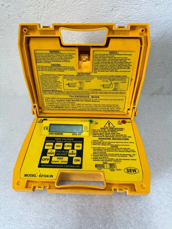 SEW 6212A IN DIGITAL HIGH VOLTAGE DIGITAL INSULATION TESTER - 3