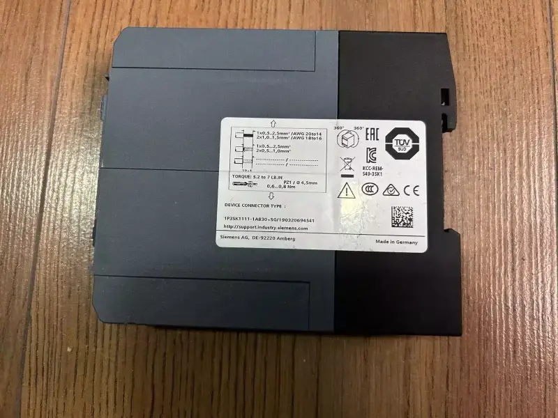 Siemens Safety relay 3SK1111-1AB30 Module 3SK11111AB30 - 2