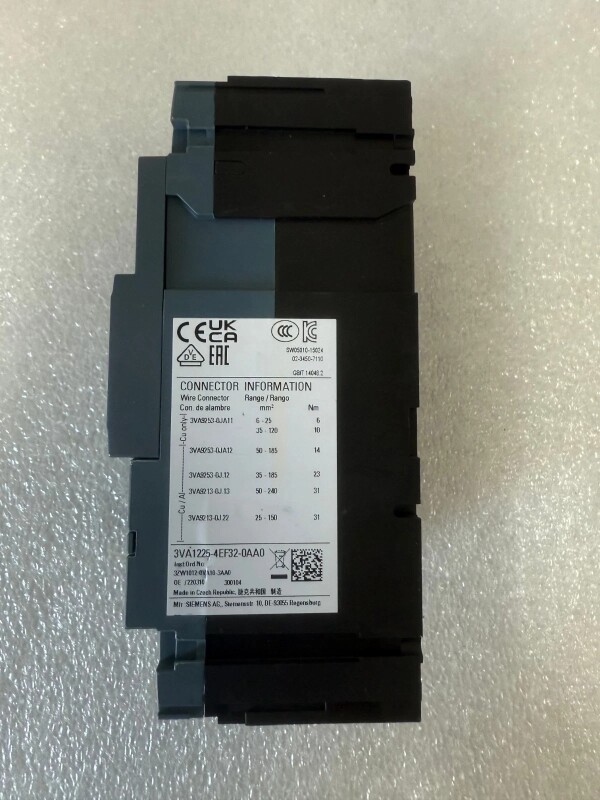 Siemens 3VA1225-4EF32-0AA0 3VA1 Circuit Breaker - 3