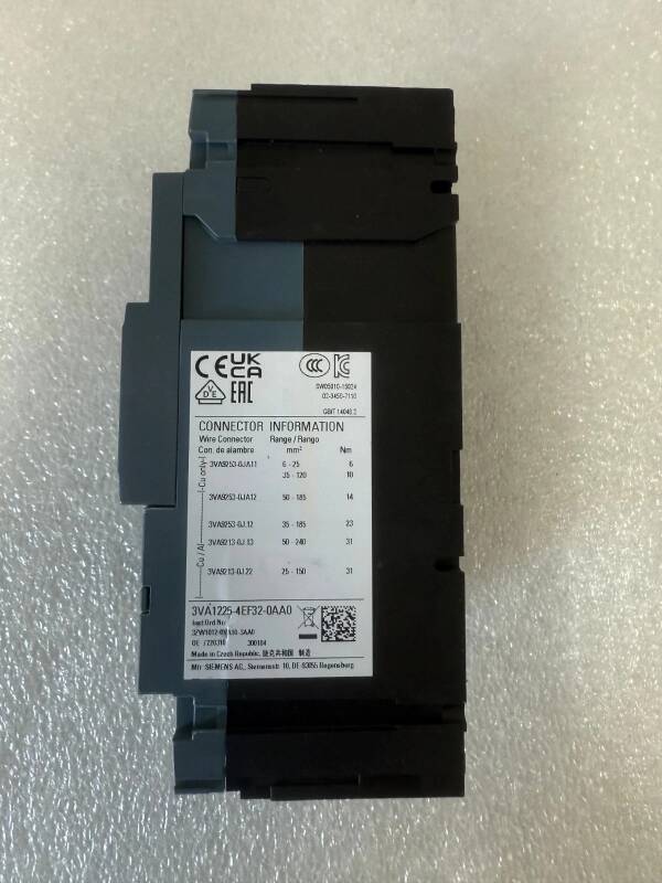 Siemens 3VA1225-4EF32-0AA0 3VA1 Circuit Breaker - 3