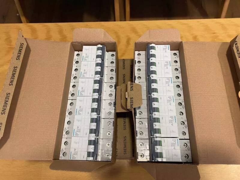 Siemens 5SL6202-7BB Intrerupator Automat Circuit Breaker 1 Bucata - 1