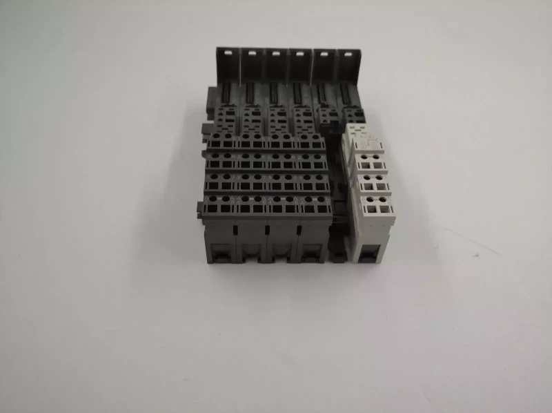 TERMINAL MODULE 6ES7 193-4CA30-0AA0 TM-E15C24-A1 LOT OF - 2