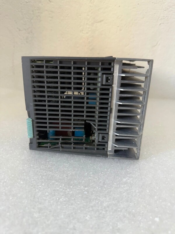 Siemens 6SL3210-1PE23-3UL0 Sinamics Power Controller Module PM240-2 - 5
