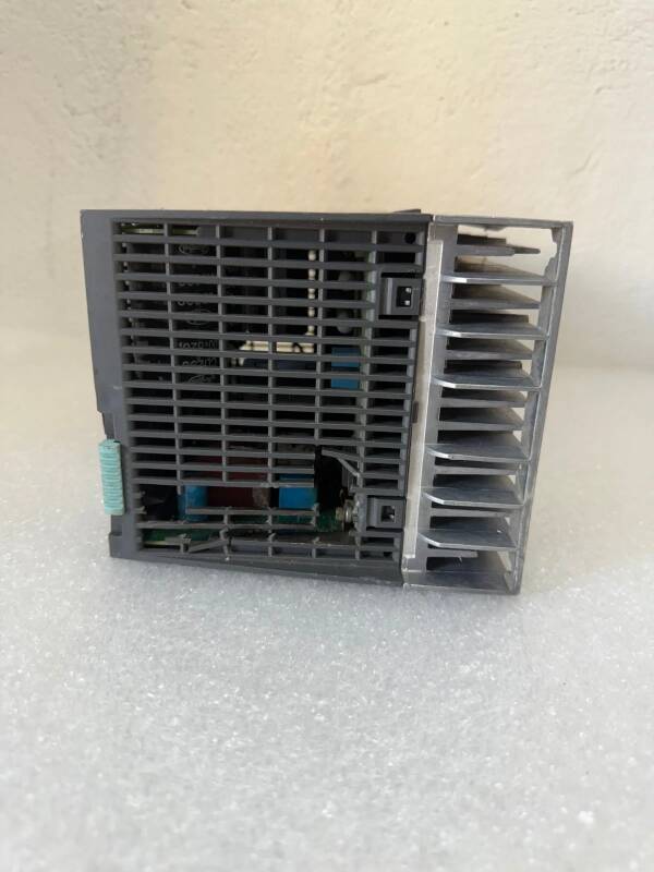 Siemens 6SL3210-1PE23-3UL0 Sinamics Power Controller Module PM240-2 - 5