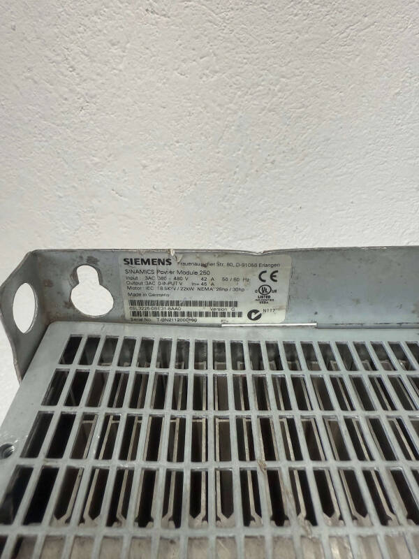 SIEMENS 6SL3225-0BE31-8UA0 6SL3 225-0BE31-8UA0 G120 POWER MODULE PM250 - 6