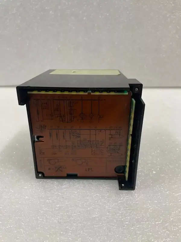 Siemens LFL1.335 Burner Automatic 230V 50-60Hz 3.5VA - 6
